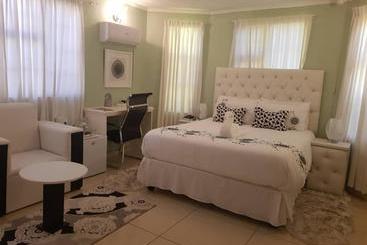 تختخواب و صبحانه Apelles Palace