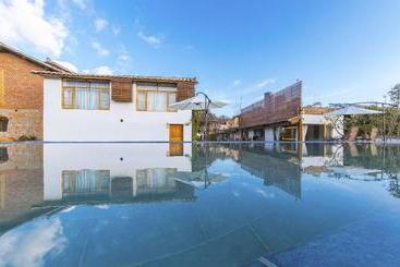 Spring Guesthouse