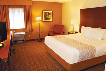 هتل La Quinta Inn By Wyndham Minneapolis Airport Bloomington