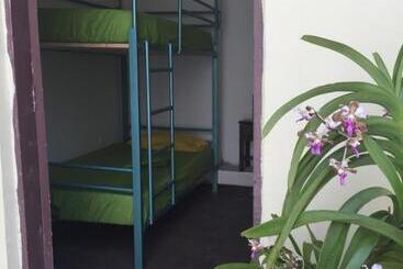 پانسیون Hostal Antonio