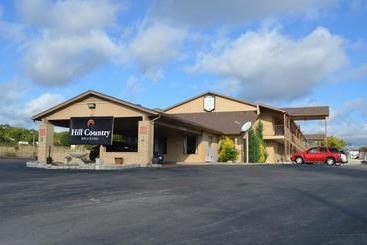 هتل Hill Country Inn And Suite