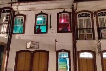 Voa Descubra Hostel Bar