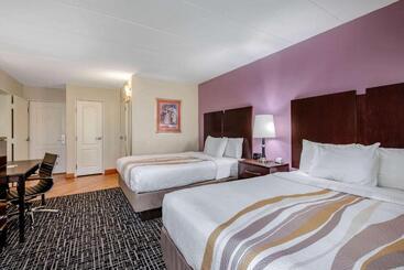 فندق La Quinta By Wyndham Lexington Park   Patuxent