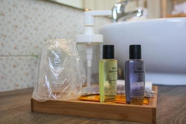 تختخواب و صبحانه Belice Rooms