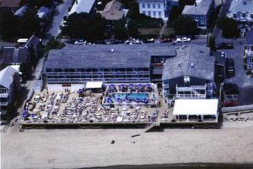 Hotel Boatslip Beach Club