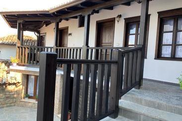 پانسیون Guest House Genti