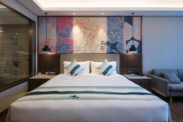 هتل Millennium Zunyi