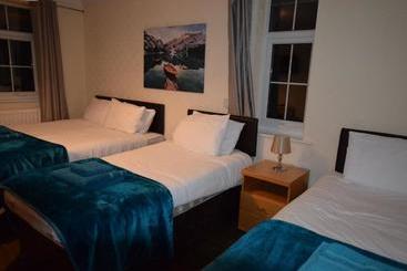 تختخواب و صبحانه The Watling Inn