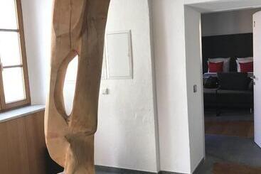 Baronhaus Aparthotel & Suites