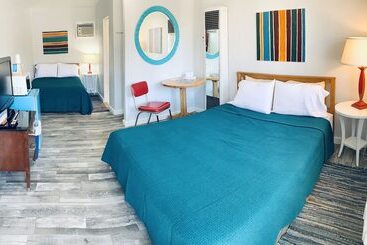 Circle R Motel