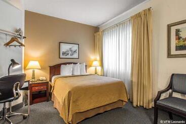 בית מלון כפרי Beachfront Inn And Suites At Dana Point