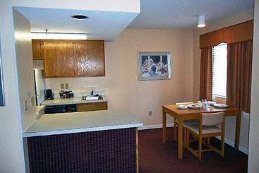 هتل Hawthorn Suites By Wyndham Manchester Hartford