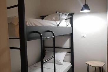 پانسیون Dimitri Guest House