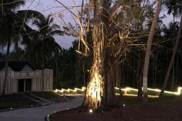 هتل Munjoh Island House