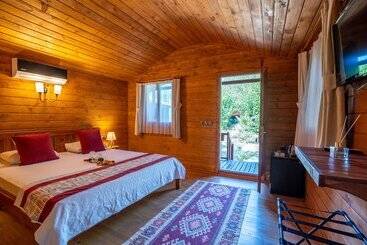 استراحتگاه Eden Bungalows And Beach
