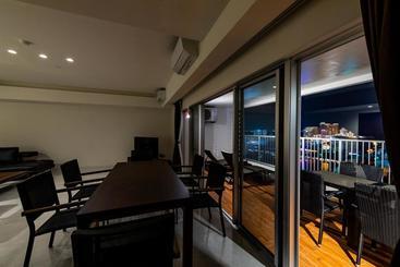 هتل Condo Royal Ryu Kyu