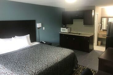 호텔 Days Inn & Suites By Wyndham Collierville Germantown Area