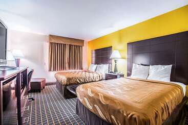 בית מלון כפרי Quality Inn Carbondale University Area