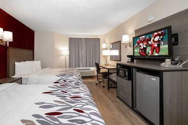 בית מלון כפרי Red Roof Inn Clifton Park