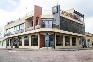 هتل Bagu Nueva Palmira