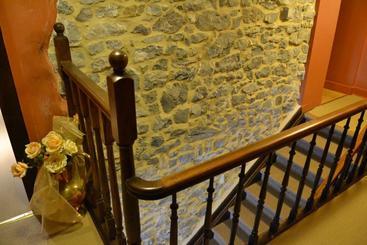 هتل Auberge De Bouvignes