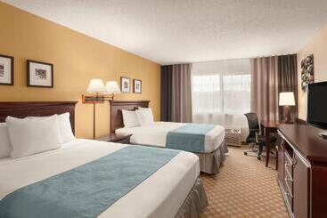 هتل Country Inn & Suites By Radisson, Sioux Falls, Sd