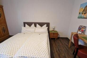 پانسیون Gästehaus Meng