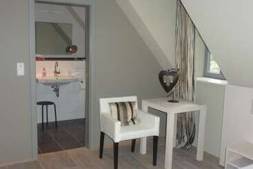 Пансион Weingut Gastehaus Weigand