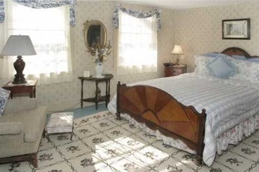 هتل Chester Bulkley House Bed & Breakfast