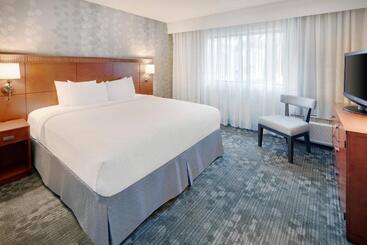 فندق Courtyard Detroit Southfield