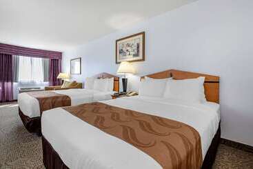Отель Quality Inn & Suites Denver Airport   Gateway Park