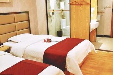 هتل 7 Days Inn Guangzhou Pazhou Branch