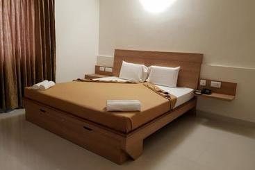 호텔 The Nest Compact Inn