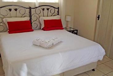 پانسیون Acres B&b