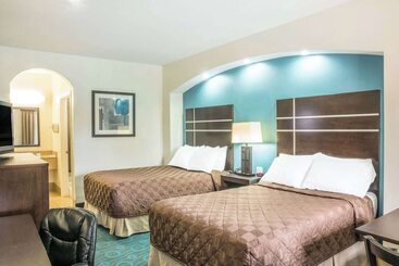 هتل Days Inn By Wyndham Humble/houston Intercontinental Airport