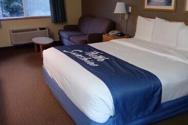 فندق Days Inn By Wyndham Ocean Shores