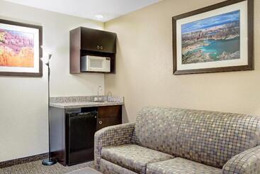 فندق Days Inn & Suites By Wyndham Page Lake Powell