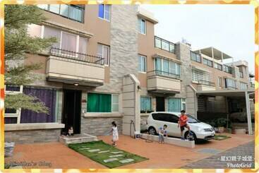 پانسیون Star Fantasy Castle For Family