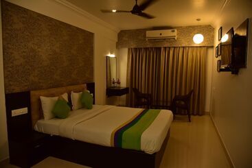 هتل Krishna Seacoin