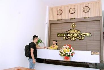 هتل Ruby Luxury
