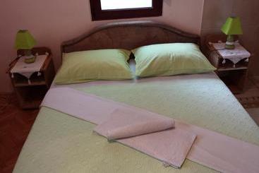 Apartments & Hostel Zdrava Hrana