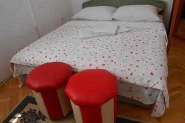 Apartments & Hostel Zdrava Hrana