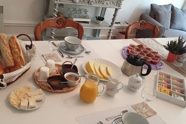 تختخواب و صبحانه L'evidence