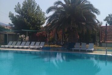 هتل Ares Tatil Koyu