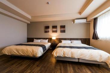هتل Coldio Yomitan Sunset Villa