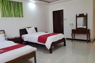Phil Oasis  And Resorts
