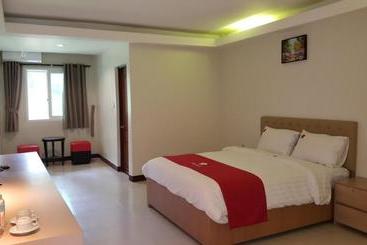 Phil Oasis  And Resorts