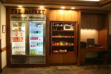 هتل Fairfield Inn & Suites By Marriott