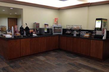 هتل Fairfield Inn & Suites By Marriott