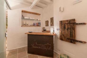 تختخواب و صبحانه Masseria La Tofala Benessere & Spa
